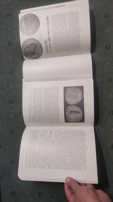 Notas da Medalhística - A. Marques Pinto - 2 Volumes