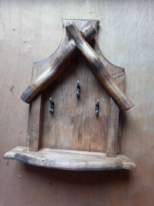 Ключниці з дерева