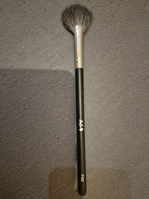 Pędzel do makijażu od Hulu