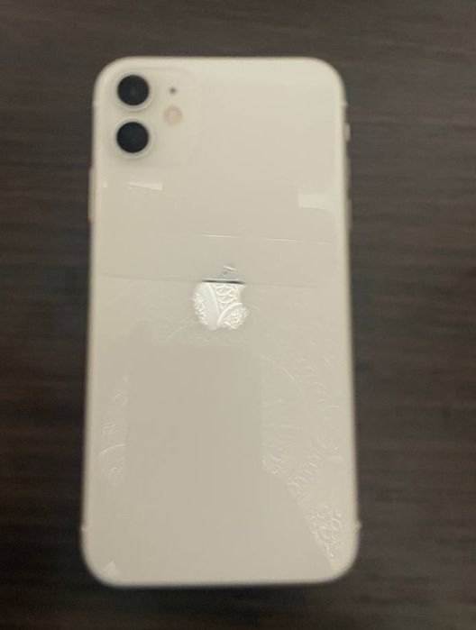 Продам Айфон 11 ,на 128 гб