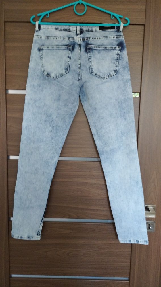 Spodnie jeansowe damskie rozm. 36