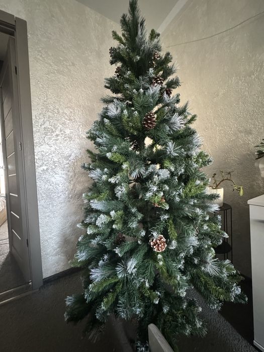 Ялинка штучна пухнаста 170 см