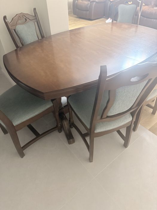 Stół z krzesłami, prawdziwe drewno stan super