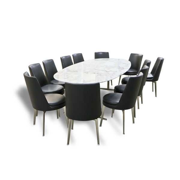 12 krzeseł skórzanych do jadalni od słynnej włoskiej firmy Flexform.