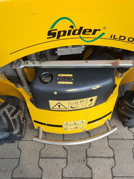 Profesjonalna Kosiarka  Pilot SPIDER ILD 01 robot wzniesienia rowy 4x4