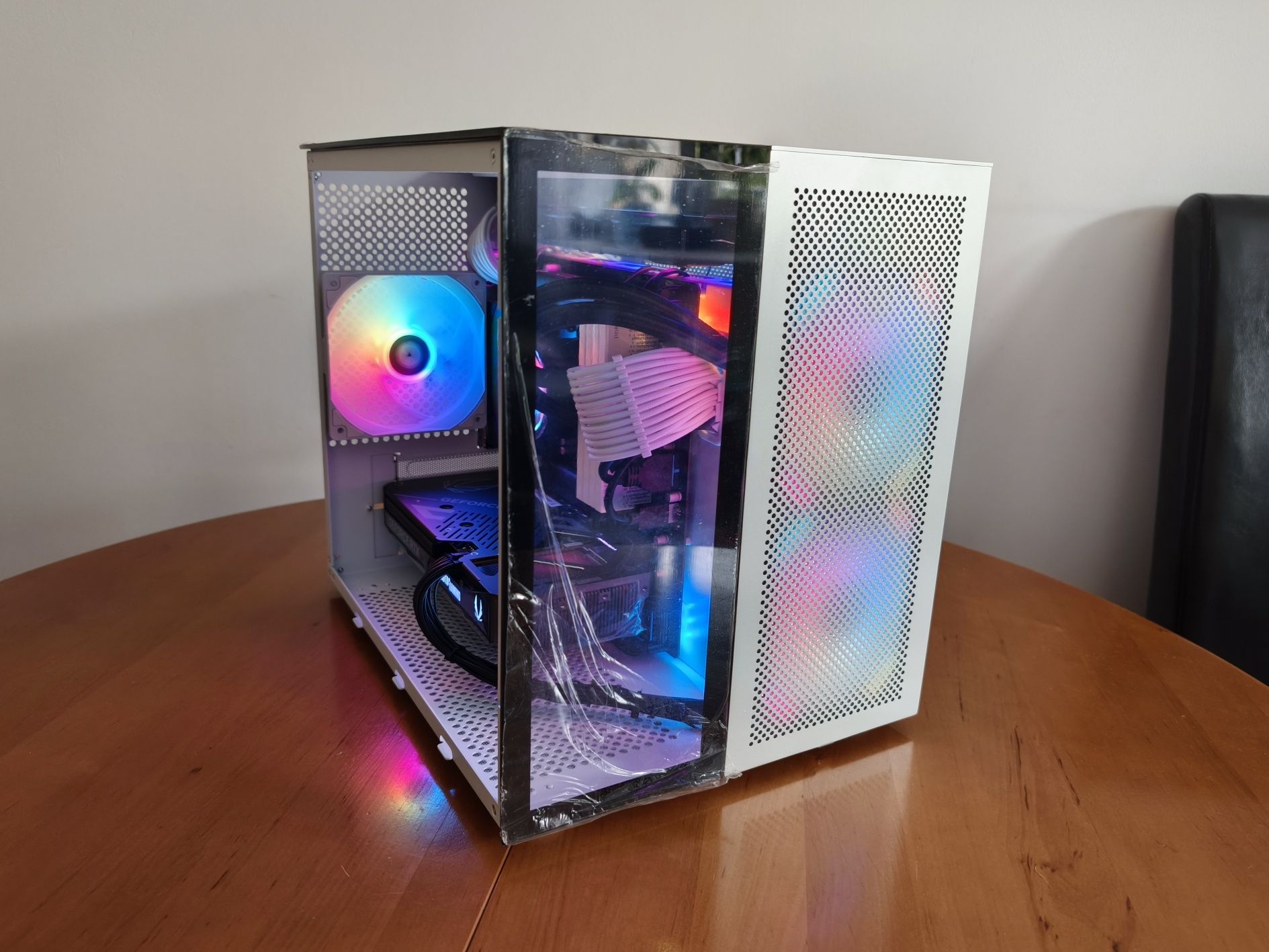 i5-14400F Radeon RX 7900 XTX 1 TB NVMe 32 GB RAM komputer gamingowy