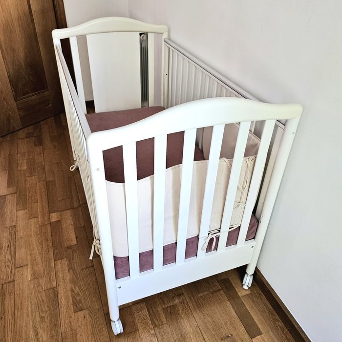 Berço da Pali em madeira maciça