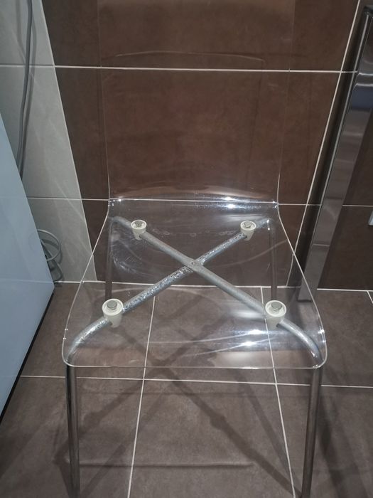 Mesa vidro 101x70,5x75 (CxLxA)