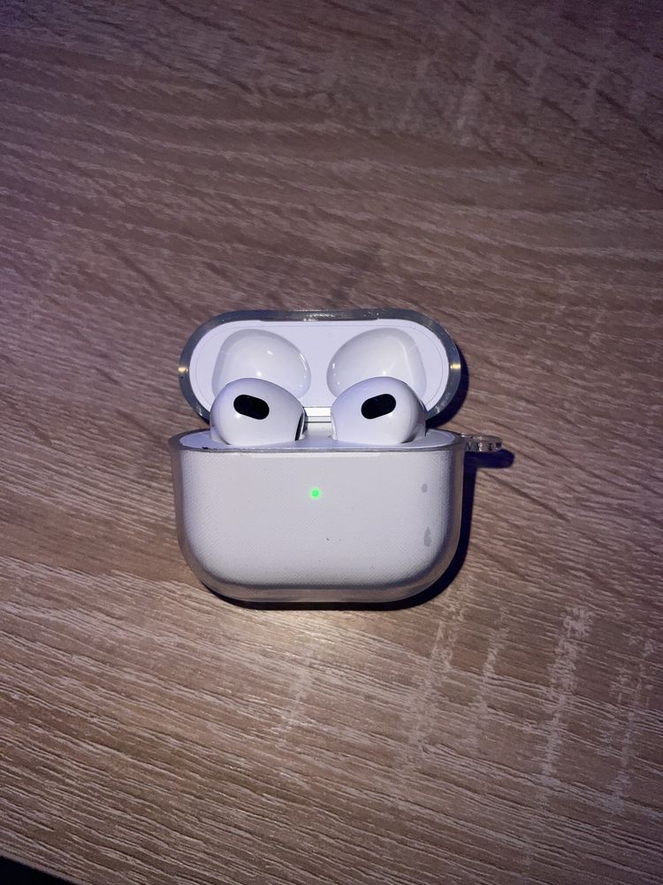 Навушники AirPods 3