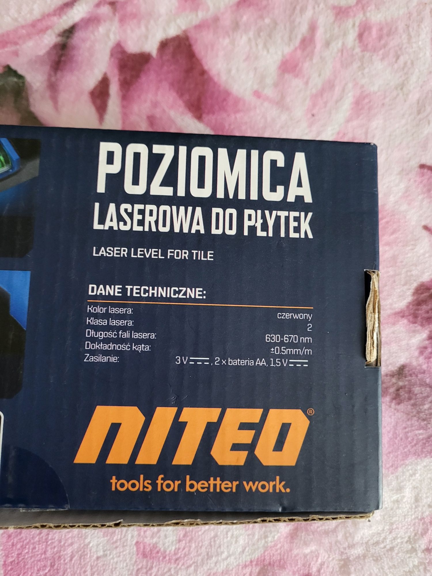 Poziomica laserowa do cięcia płytek marki Niteo