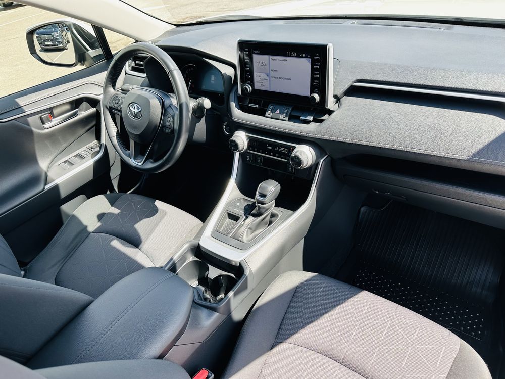 TOYOTA RAV 4 2019р Перламутр