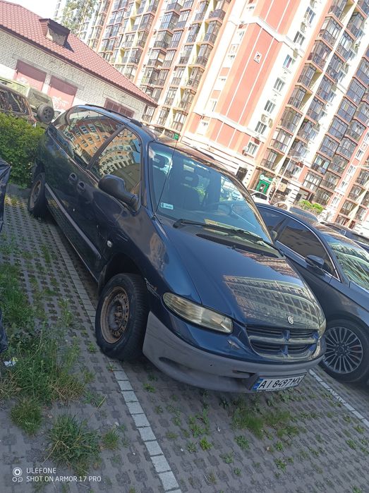 Продам Chrycler Grand Voyager 1999