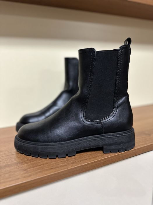 Ботинки 38 р. Челсі