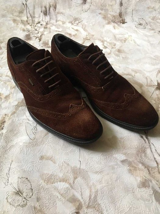 Замшевые мужские туфли броги clarks gore-tex