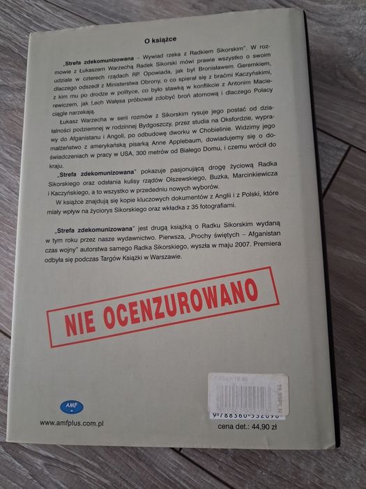 Książka strefa zdekomunizowana wywiad rzeka z Radkiem Sikorskim