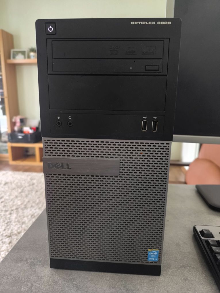 Computer  stacjonarny Dell