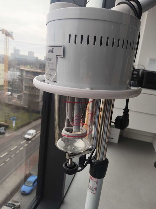 Wapozon używany duży na statywie