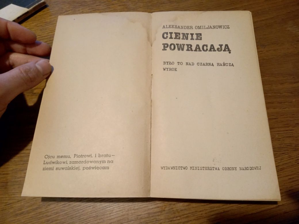 Aleksander Omilianowicz Cienie powracają
