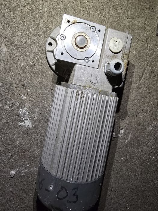 Motoreduktor MINIMOTOR MC230p3t NOWY rpm 70