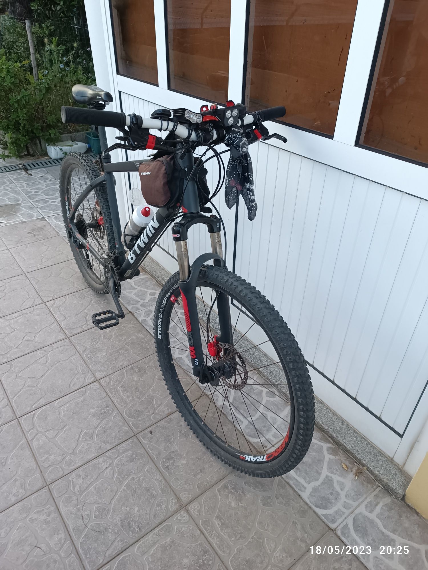 Bicicleta de BTT