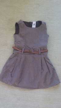 Vestido C&A T. 4 anos