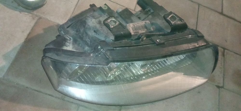 Refrektor lampa Audi A4