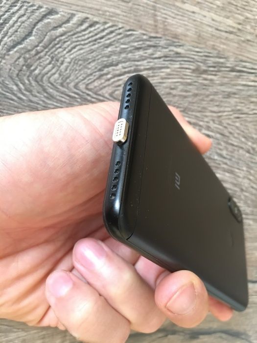 Продам свой Xiaomi Redmi 6 pro 4/64 Gb