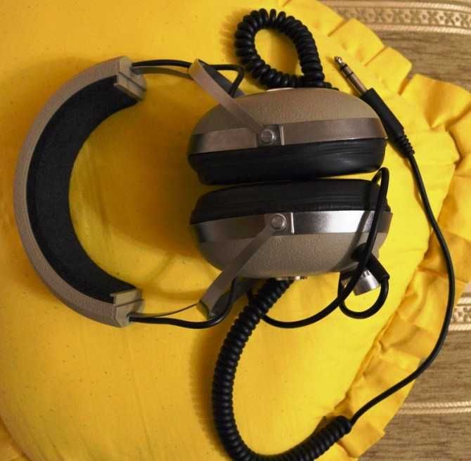 Продам винтажные наушники KOSS PRO 4AA