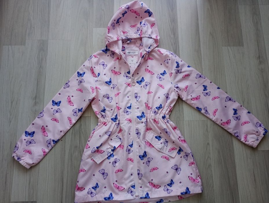 Kurtka, płaszczyk H&M dziewczęcy 140, lekko przeciwdeszczowa