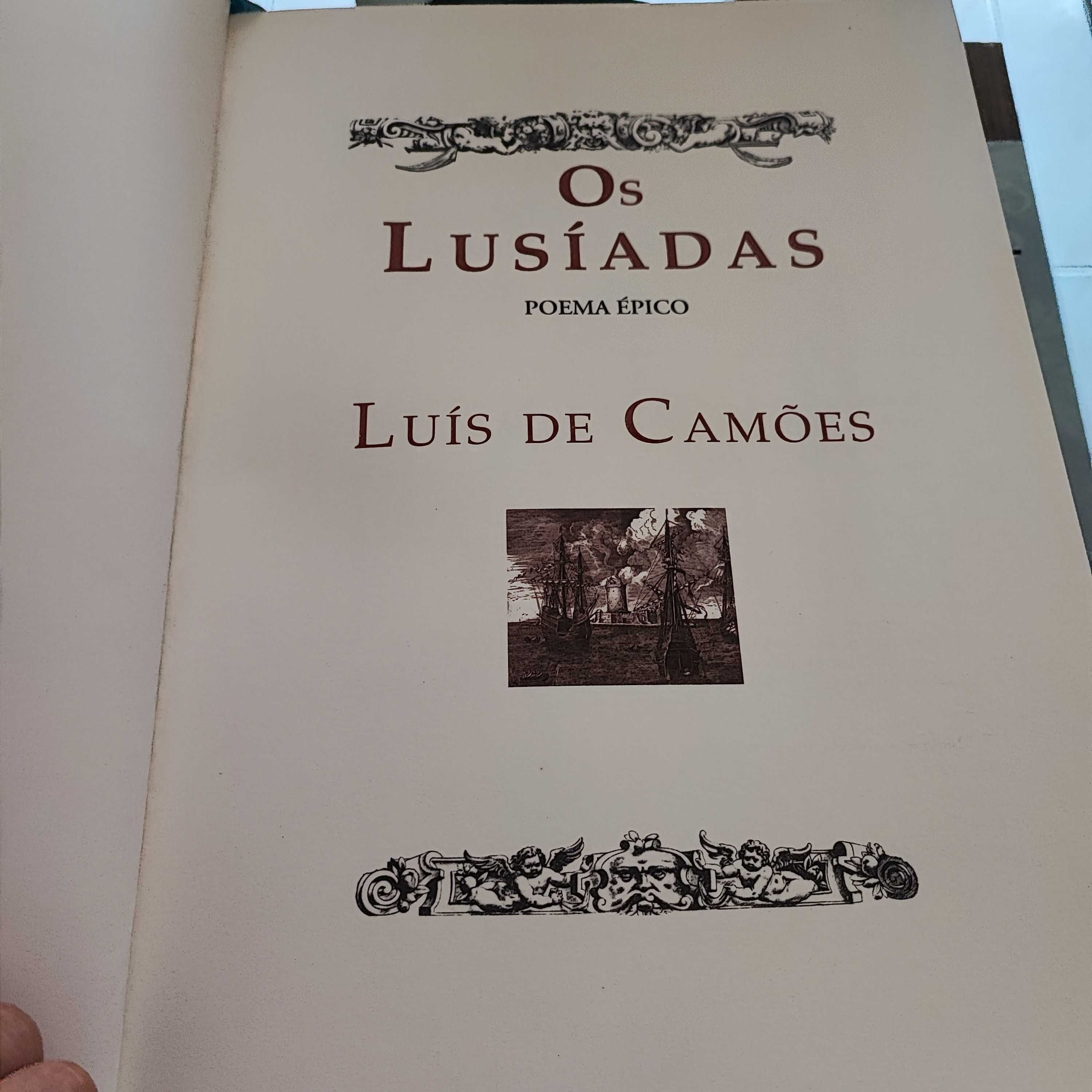 Livro "Os Lusíadas" - edição especial