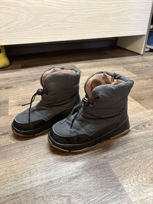 Зимові черевики дутики