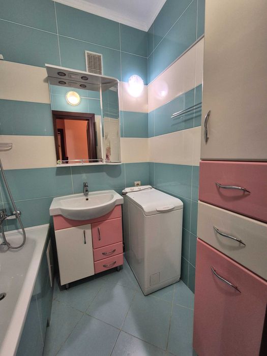 √ Продаж 2 кімнатної квартири в  Центрі. Будинок 2013 р