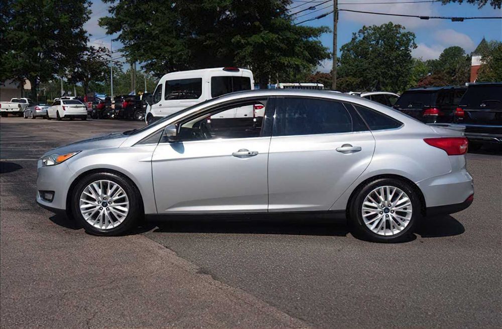 Ford Focus Titanium      2018