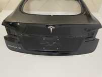 Tesla Model S кришка багажника ляда чорна