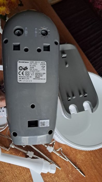 Кухонный миксер с насадками