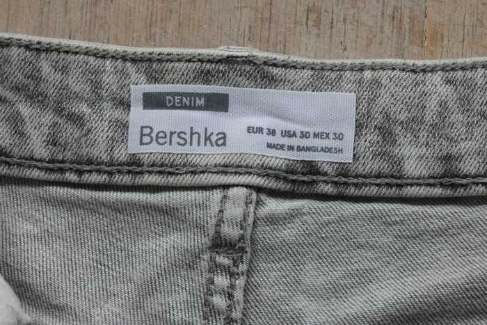Krótkie spodenki jeansowe szare Denim; r.38;BERSHKA-NOWE