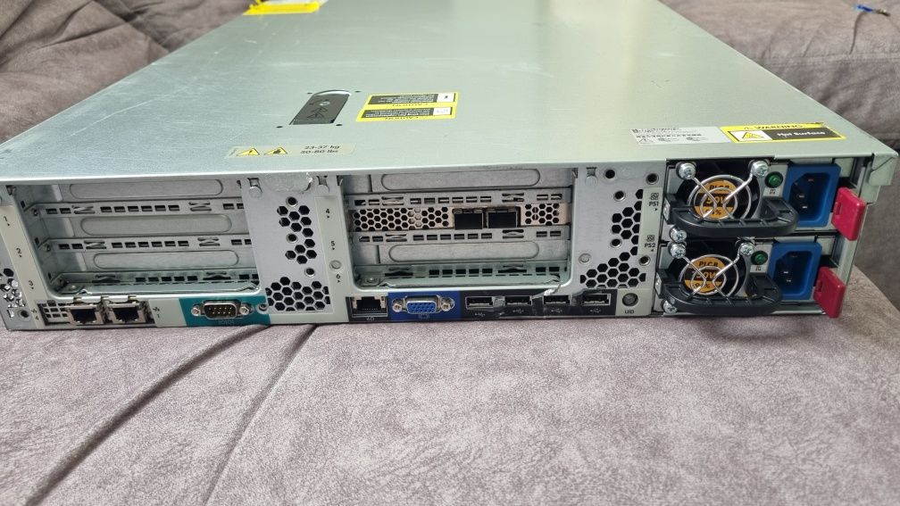 Сервер HP Proliant DL380p Gen8