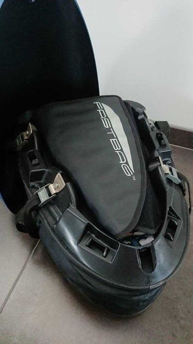 Mala do tipo “tailbag” para moto desportiva (substitui Top Case)