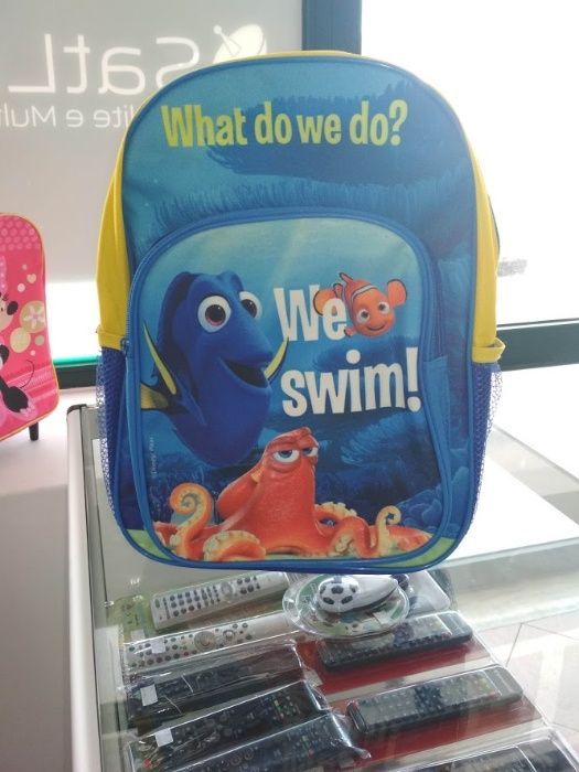 Mochila Dory e Nemo "We Swim!" 36 cm NOVA