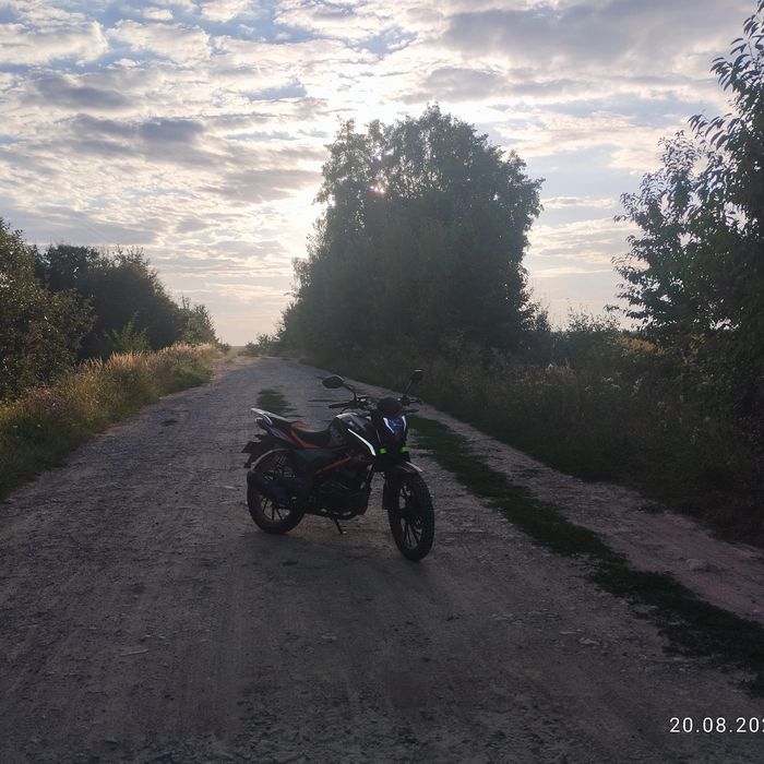 Продаю мотоцикл мустанг мт регіон 200