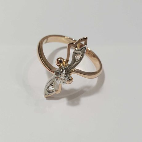 Золота каблучка з діамантами. Кольцо. Перстень.