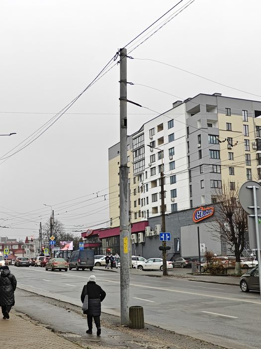 Продаж 3 кімнатна. Район Східний