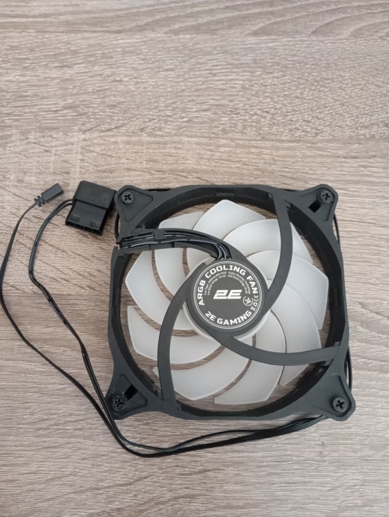 Продаю вентилятор 2E Gaming ARGB Cooling Fan 120мм