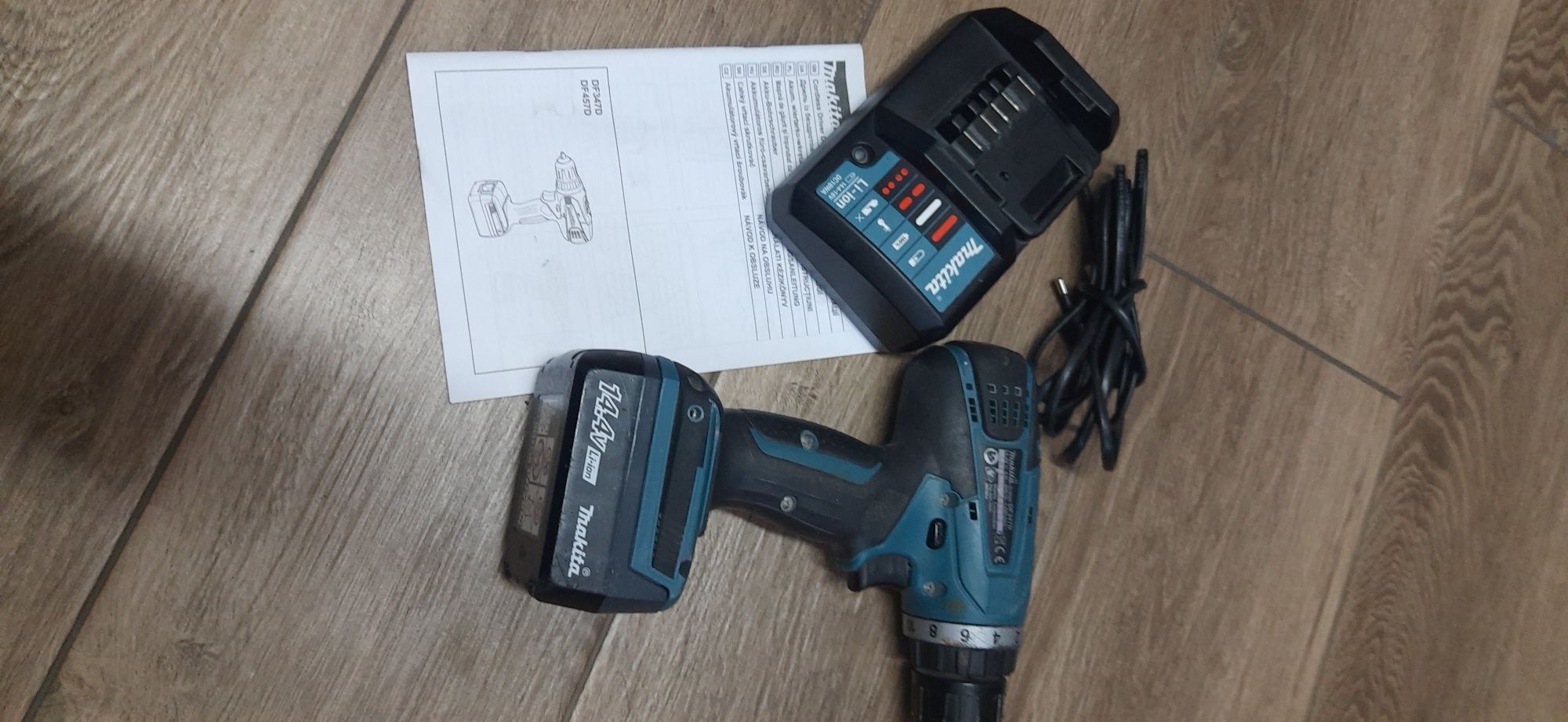 Makita wkrętarko -wiertarka DF347D  14,4