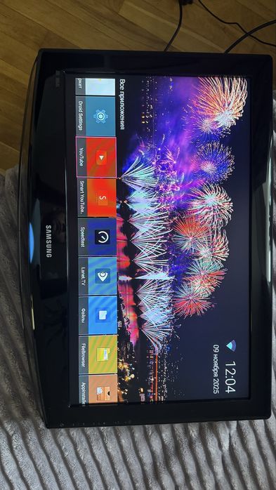 Телевізор Samsung 26” + кріплення на стіну