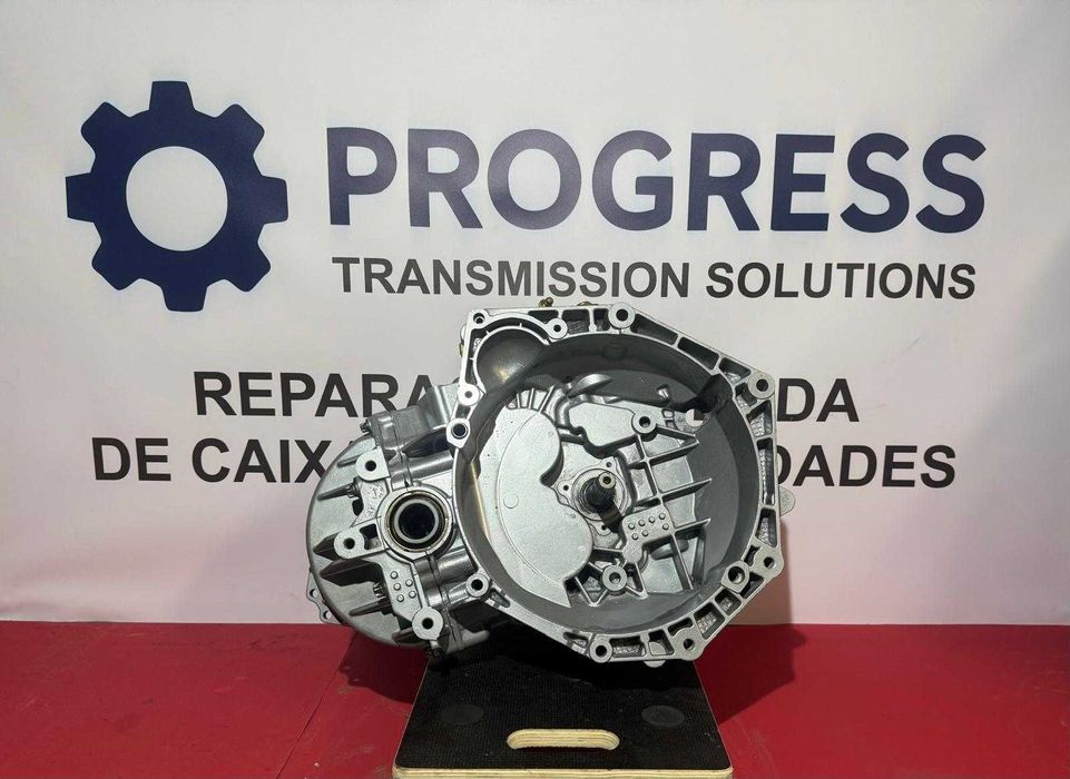 Caixa velocidades Recondicionada Opel Astra H GTC 1.9 CDTI Ref: M32