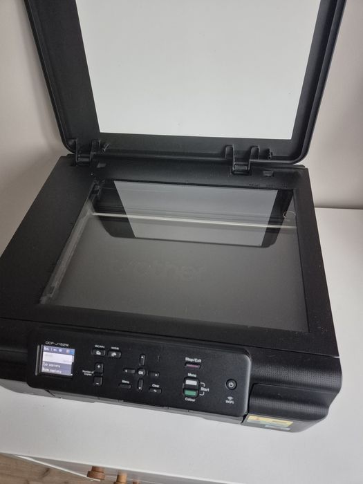 Drukarka Brother DCP-J152W
