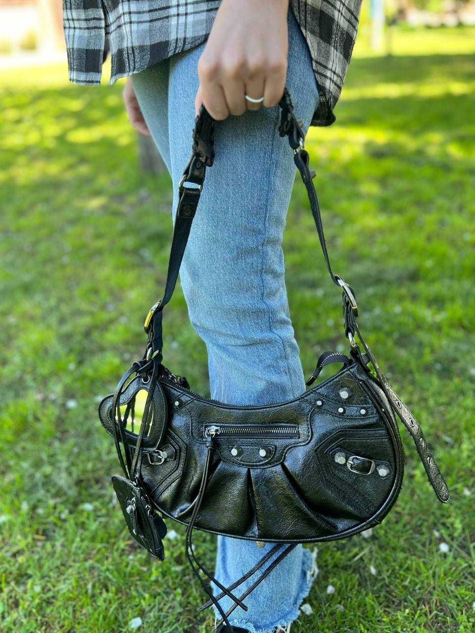 Чорна сумка на плече BALENCIAGA LE CAGOLE з сріблястою фурнітурою