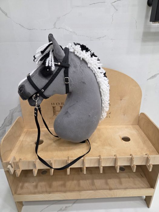 Zestaw koniki Hobby Horse + stajnia, format  A3