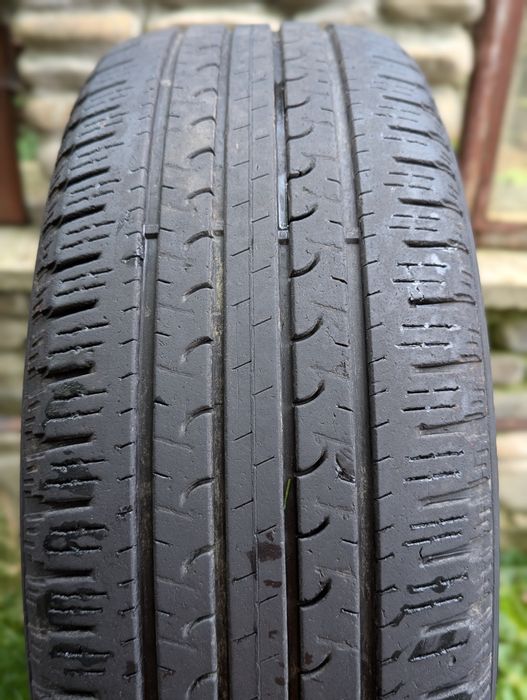 Шини 225/60 R17 Goodyear EfficientGrip SUV б/в